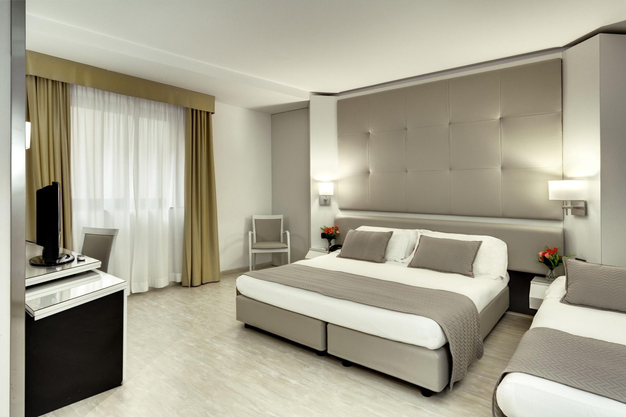 Mediterraneo Palace 4*
