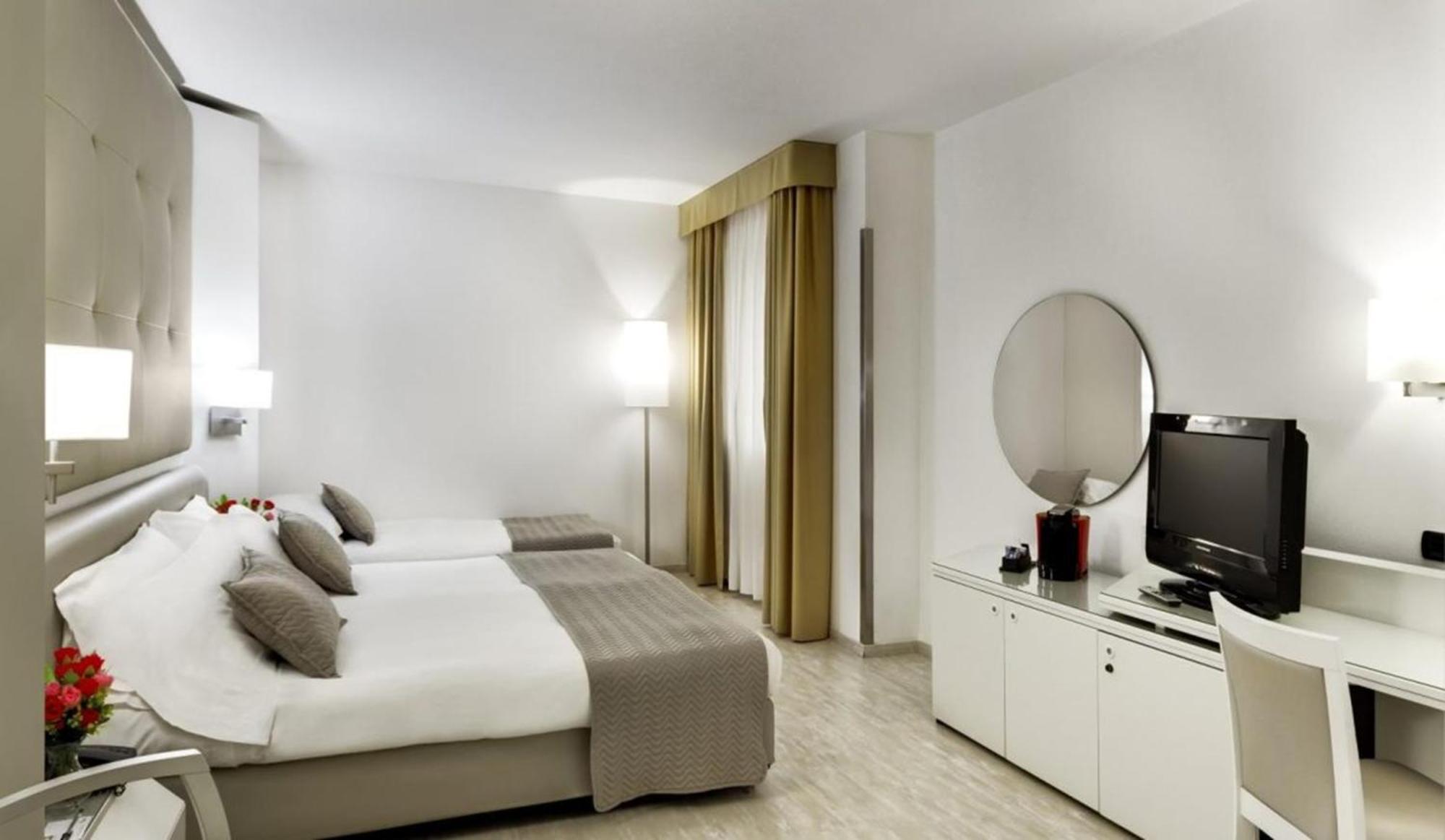 Hotel Mediterraneo Palace