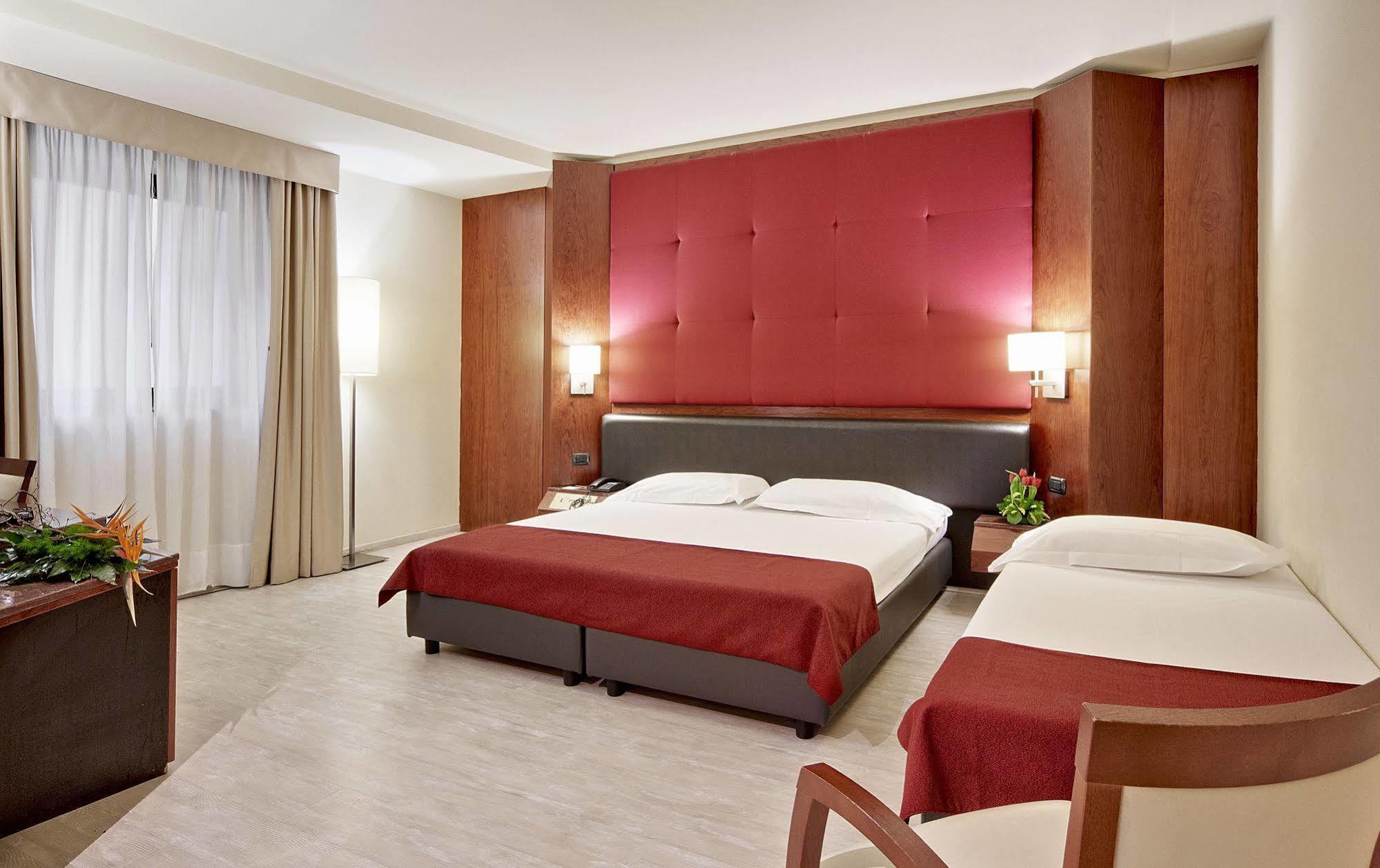 Mediterraneo Palace Ragusa