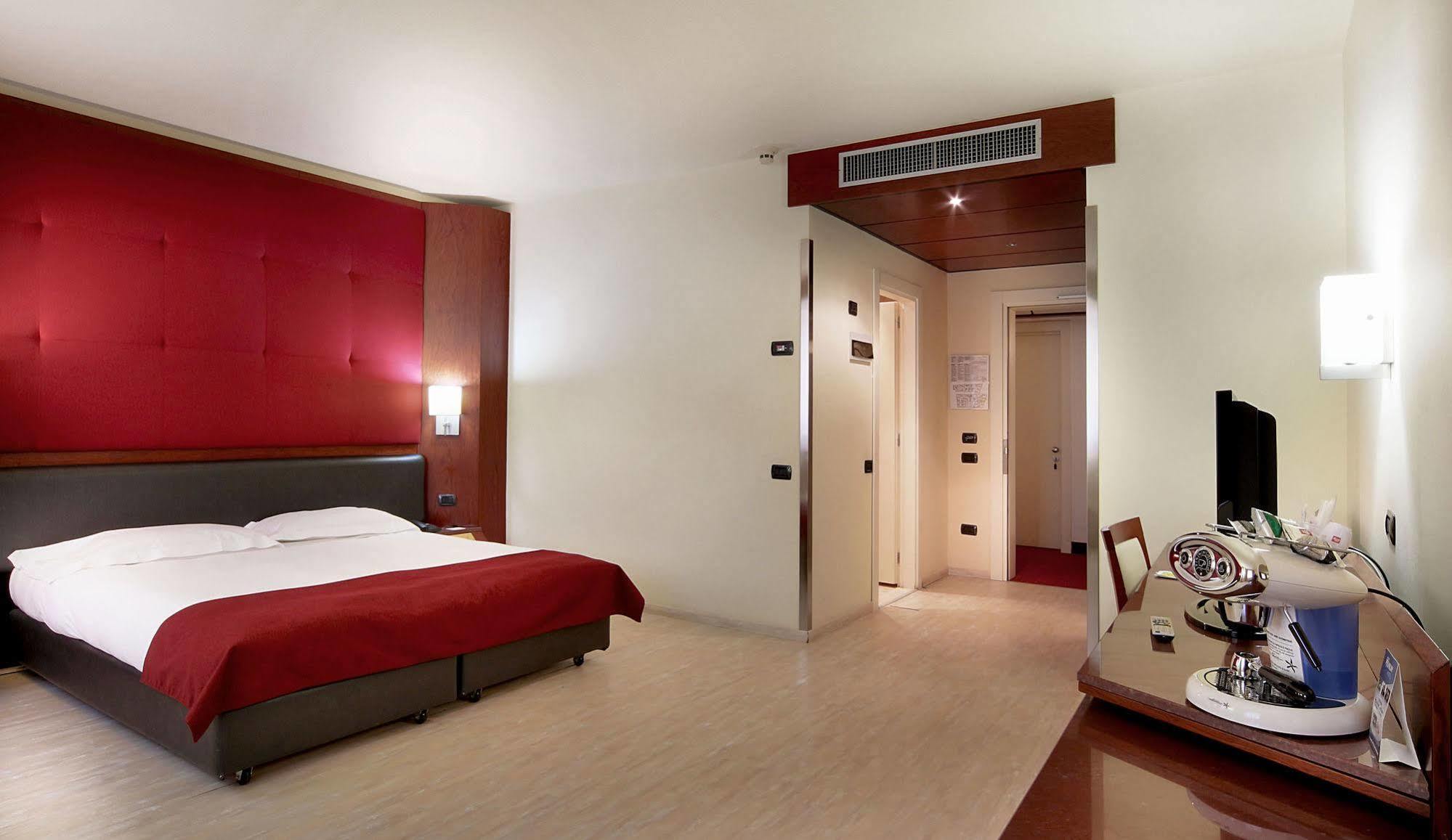 Mediterraneo Palace Ragusa